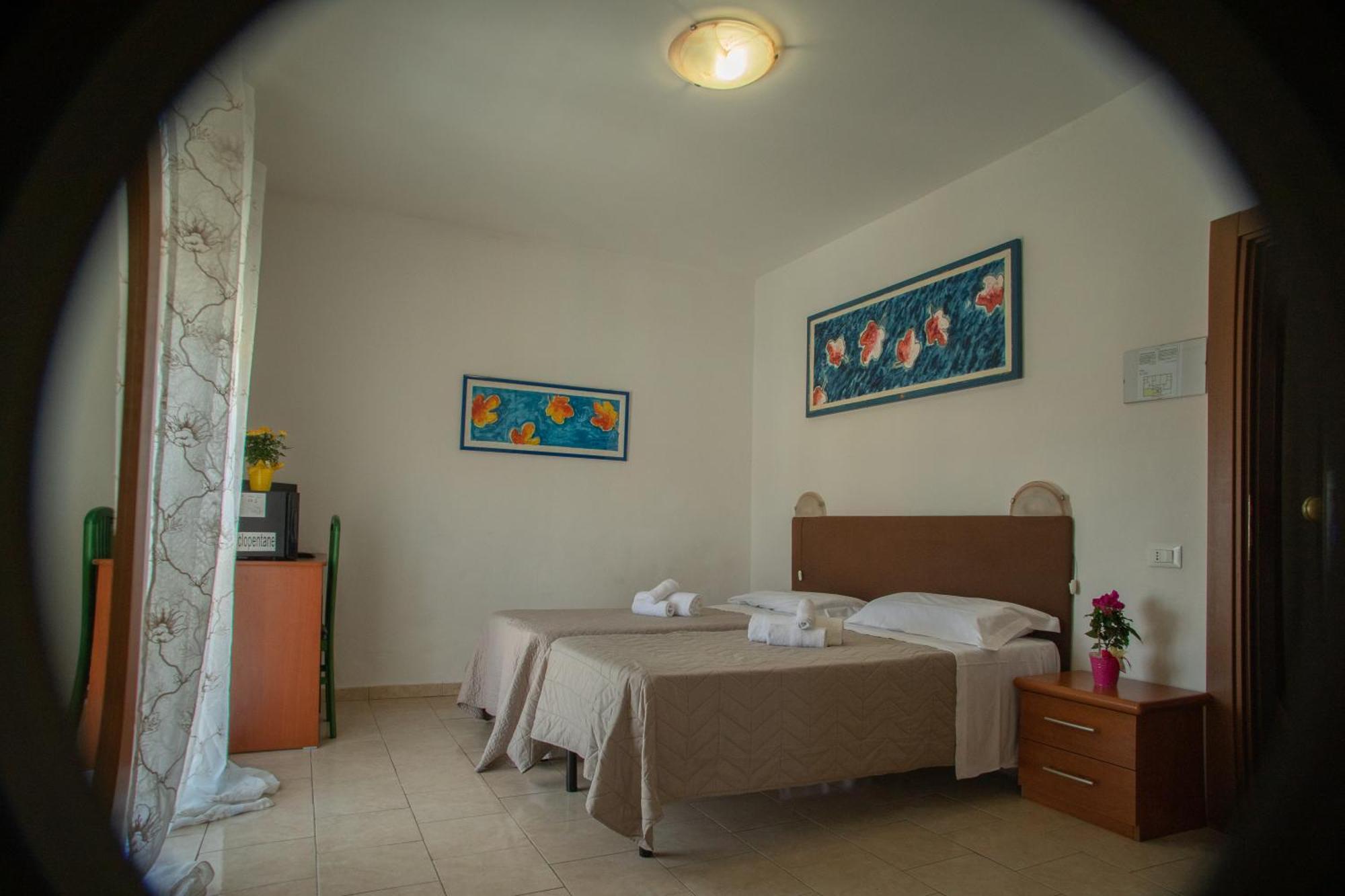 Hotel Ariston ピオンビーノ エクステリア 写真